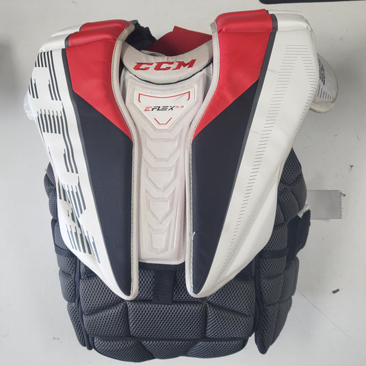 Used CCM E Flex 5.9 Goalie Chest Protector INT M