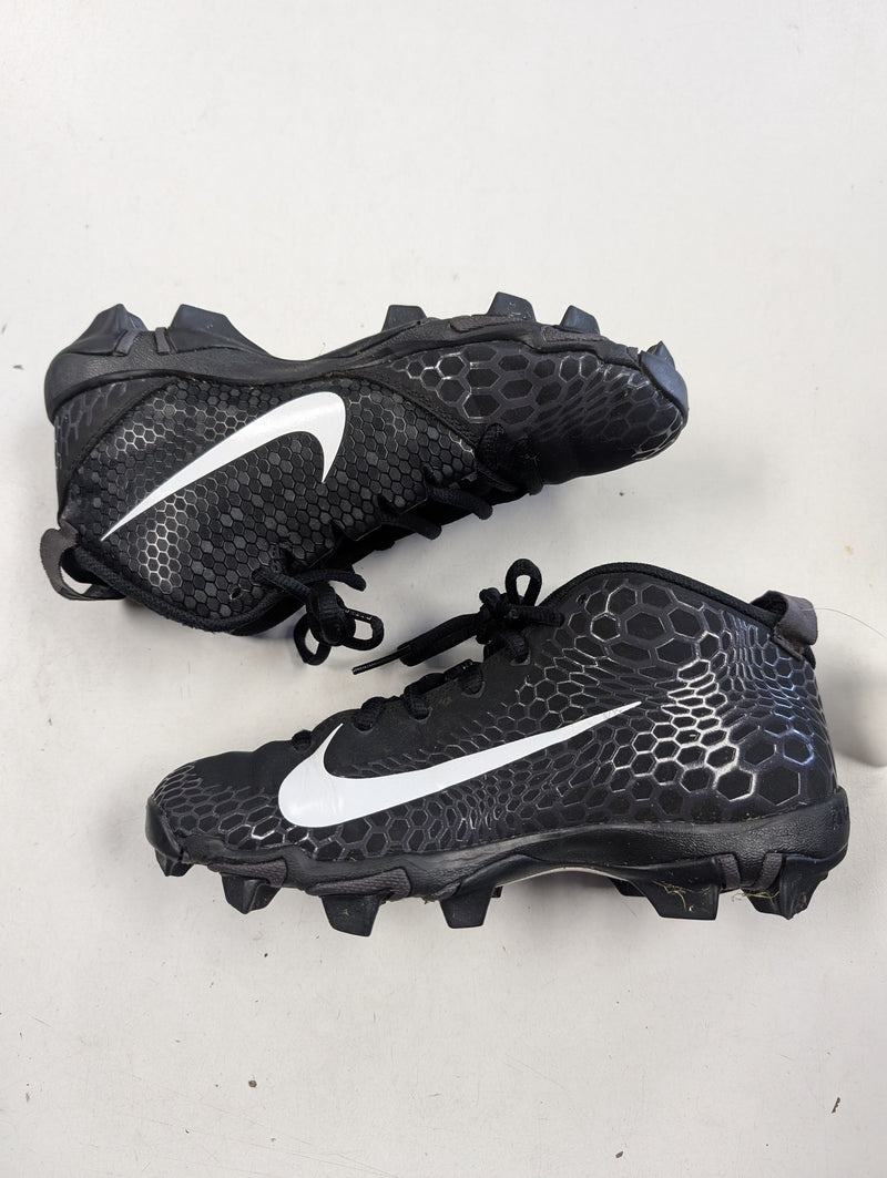Load image into Gallery viewer, Used Nike Trout 856 Soccer Cleats
