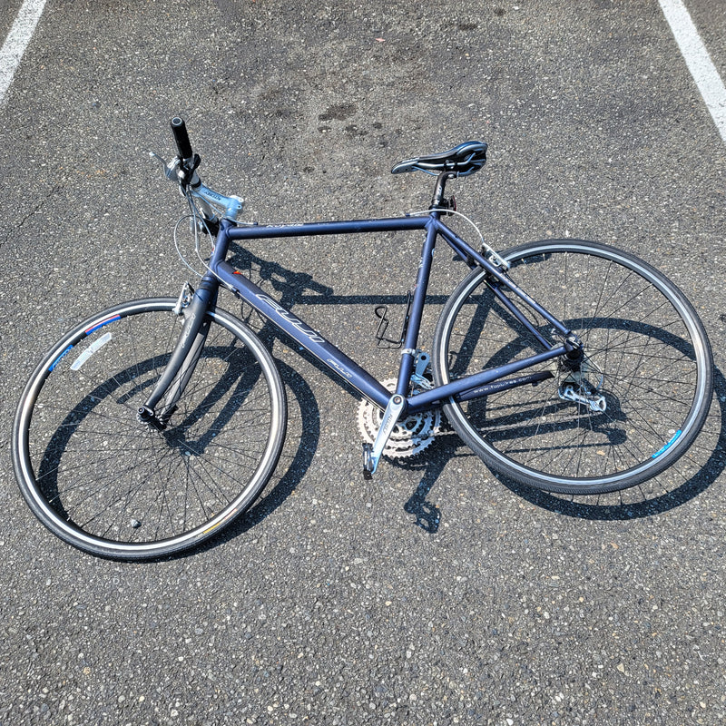 Load image into Gallery viewer, Used Fuji Royale Forza Series Bicycle
