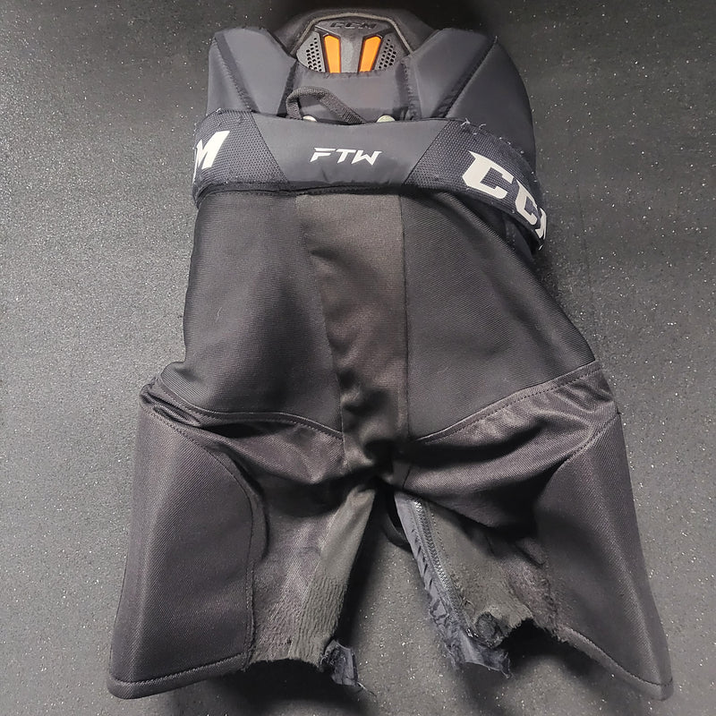 Load image into Gallery viewer, Used CCM Jetspeed FTW Hockey Pants - Size: Women's Medium
