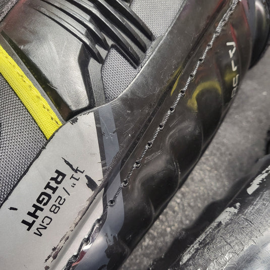 Used CCM Tacks AS580 Hockey Shin Guards 11