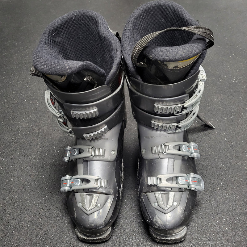 Load image into Gallery viewer, Used Nordica SX Easy Move Ski Boots - 325MM Length
