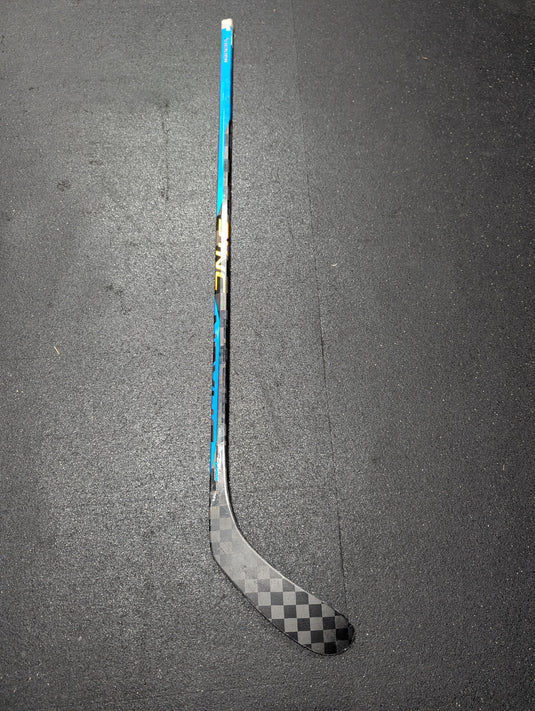 Used Bauer Nexus Tracer 50 Flex P28 RH Hockey Stick