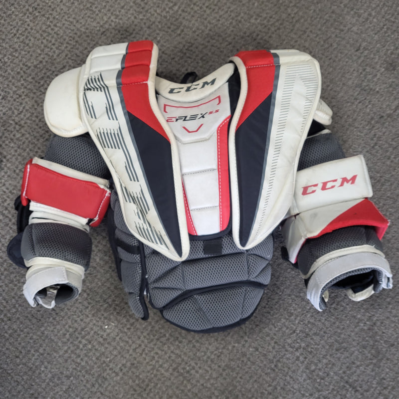Load image into Gallery viewer, Used CCM EFLEX 5.5 Hockey Goalie Chest Protector
