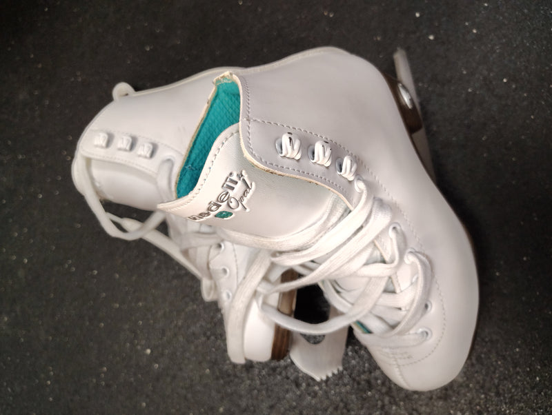 Load image into Gallery viewer, Used Riedell Opal Figure Skates Size 1
