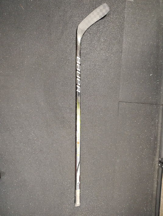 Used Bauer Hyp2rlite Right Handed Hockey Stick Broken Toe