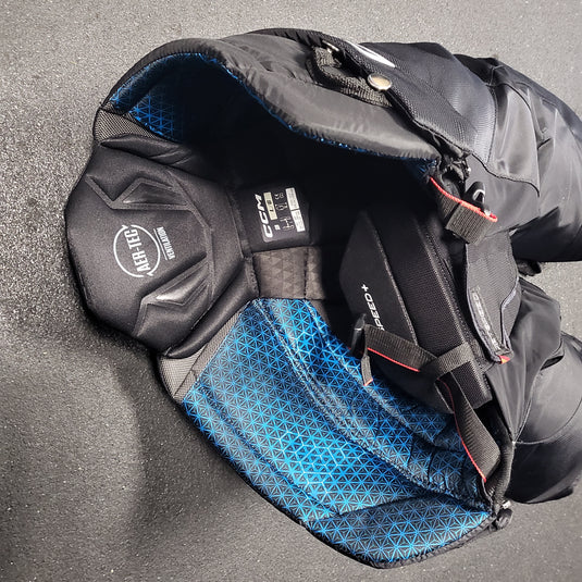 Slightly Used CCM Jetspeed Wth Air Tec Ventilation SR L/G Hockey Pants