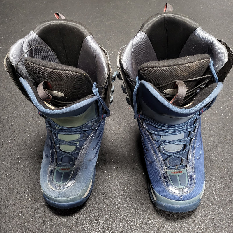 Load image into Gallery viewer, K2 Raider Snowboarding Boots - Size: 9

