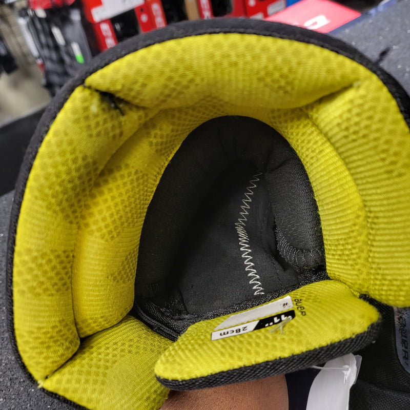 Load image into Gallery viewer, Used Bauer Supreme 3S Hockey Gloves 11"
