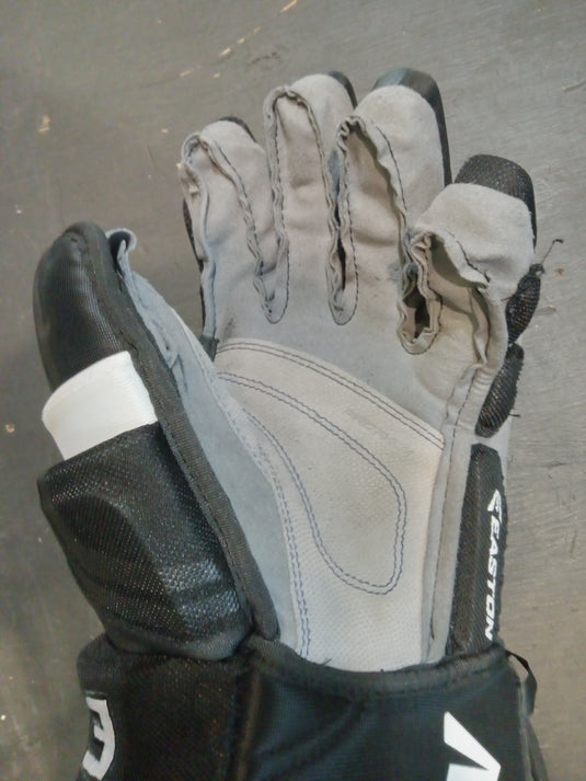 Used Easton Pro10 Sr. Hockey Gloves