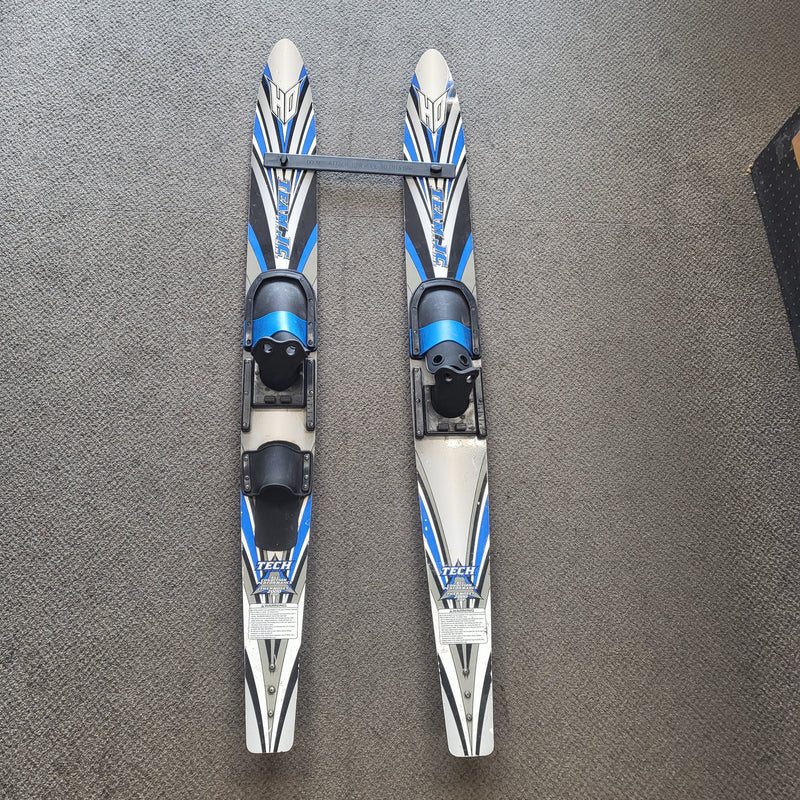 Load image into Gallery viewer, Used HO Team JC Fifty Nine Water Skis
