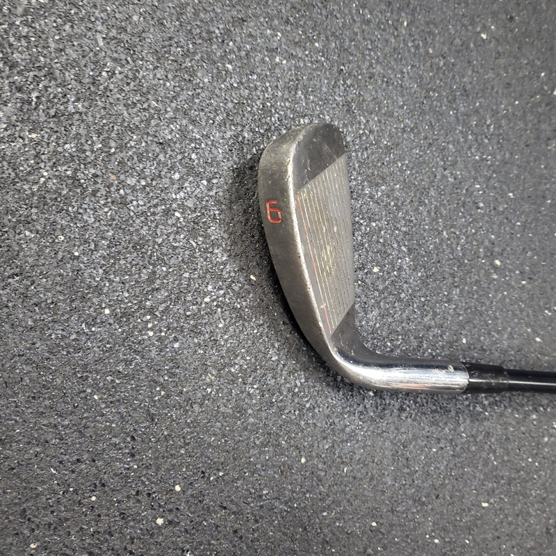 Load image into Gallery viewer, Used Dunlop Jr Series Individual 6Iron
