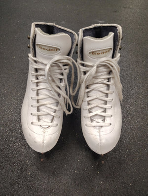 Used Riedell Figure Skates Size 2