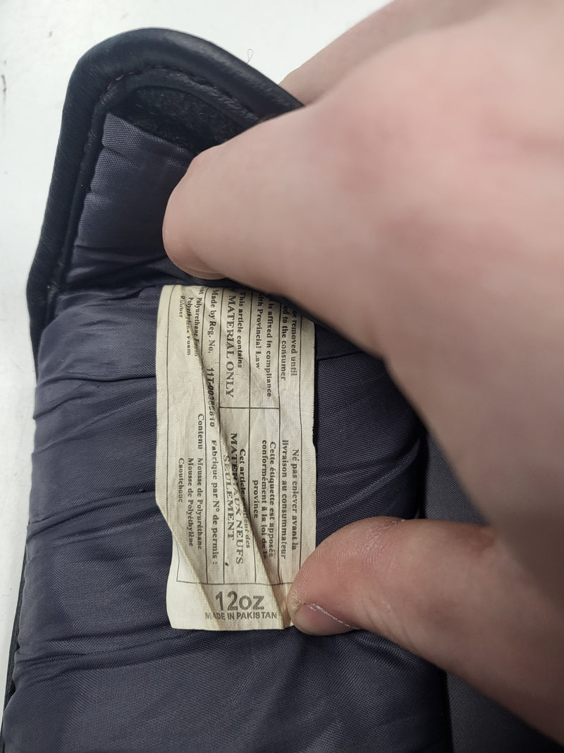 Load image into Gallery viewer, Used Century 12oz Boxing Gloves

