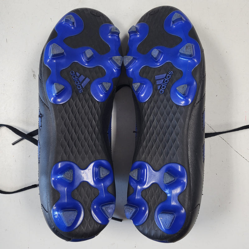 Load image into Gallery viewer, Used Adidas FG Soccer Cleats - Size 6
