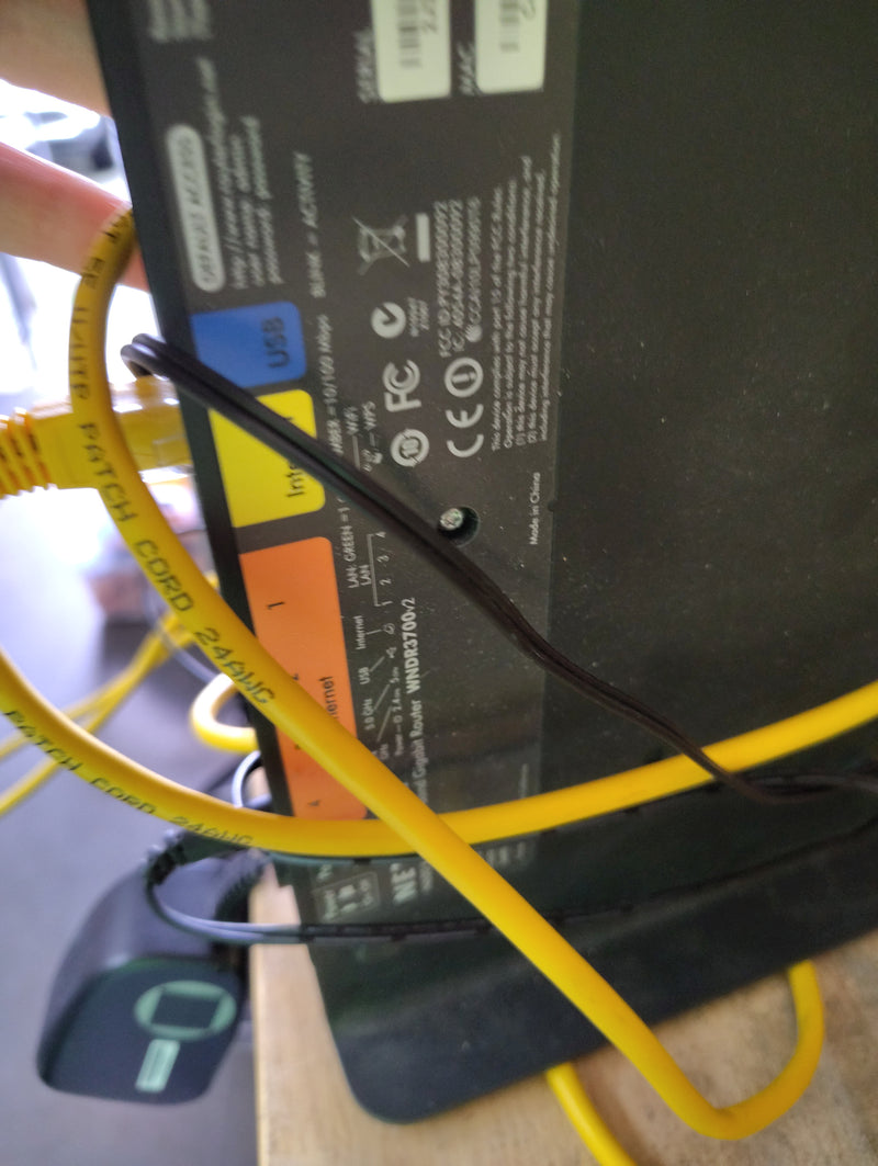 Load image into Gallery viewer, net gear n600 wireless dual band gigabit router

