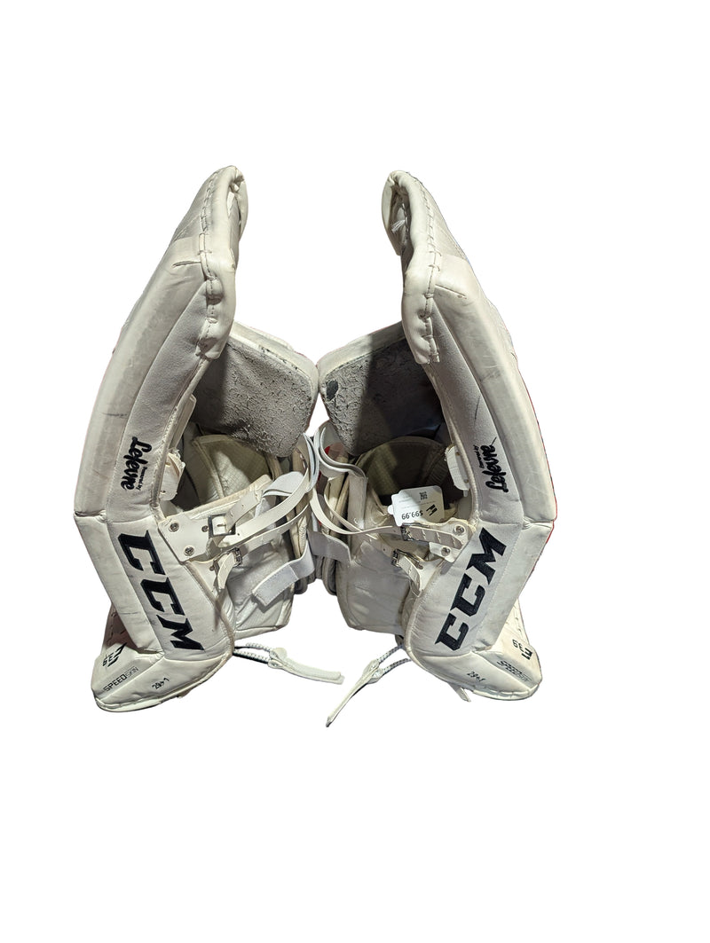 Load image into Gallery viewer, Used CCM E-Flex E3.9 29+1&quot; Intermediate Goalie Leg Pads
