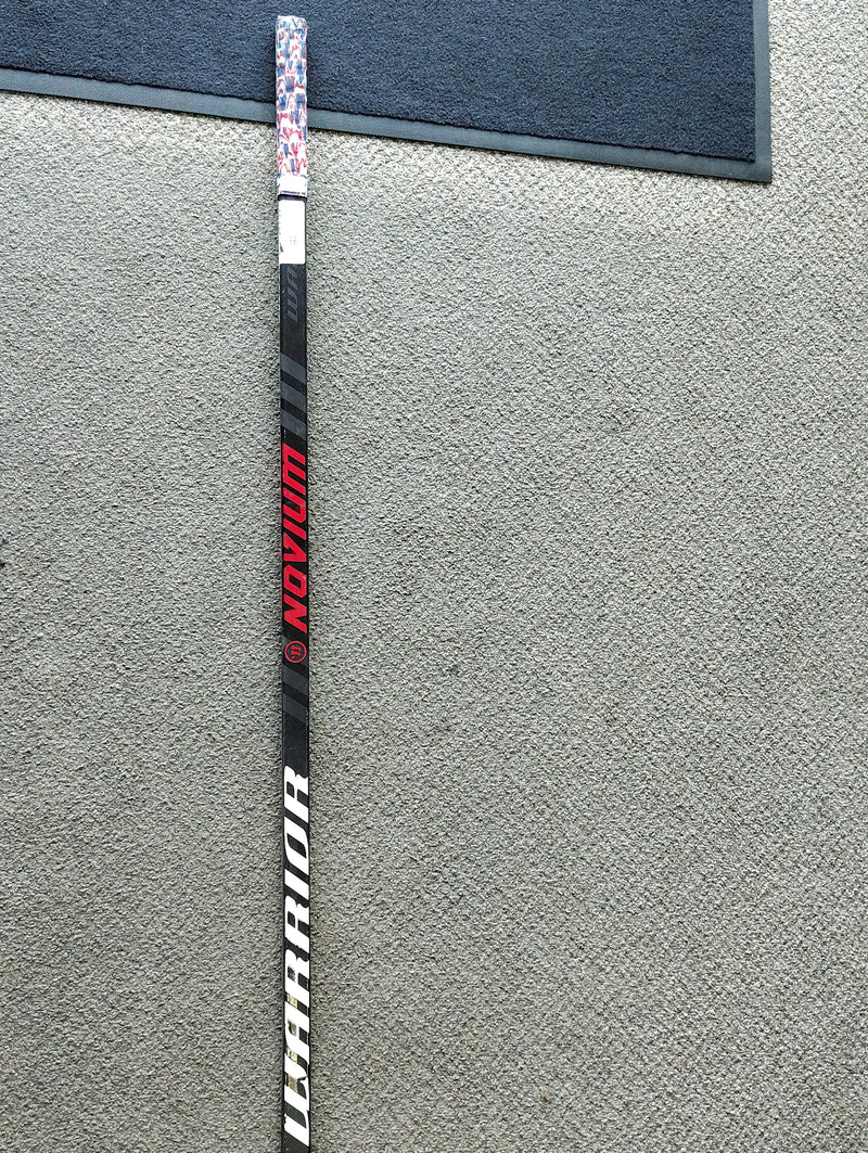 Load image into Gallery viewer, Used Warrior Novium JR (40 flex) Hockey Stick
