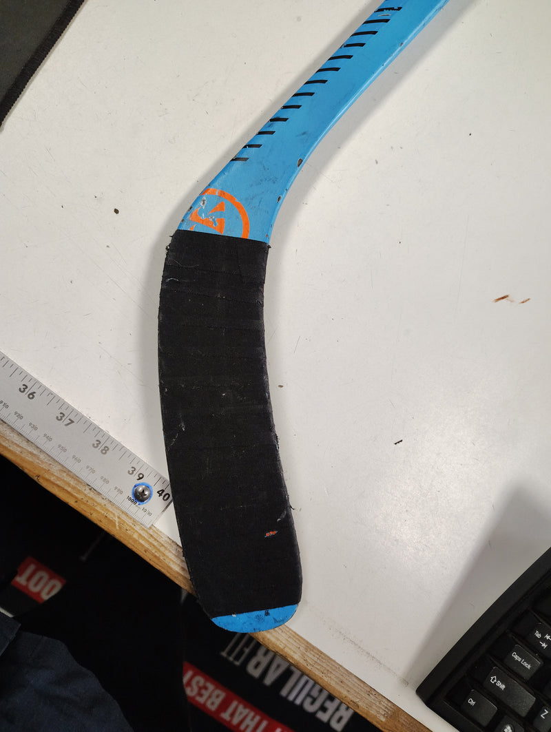 Load image into Gallery viewer, Used Warrior QR5 40 Hockey Stick

