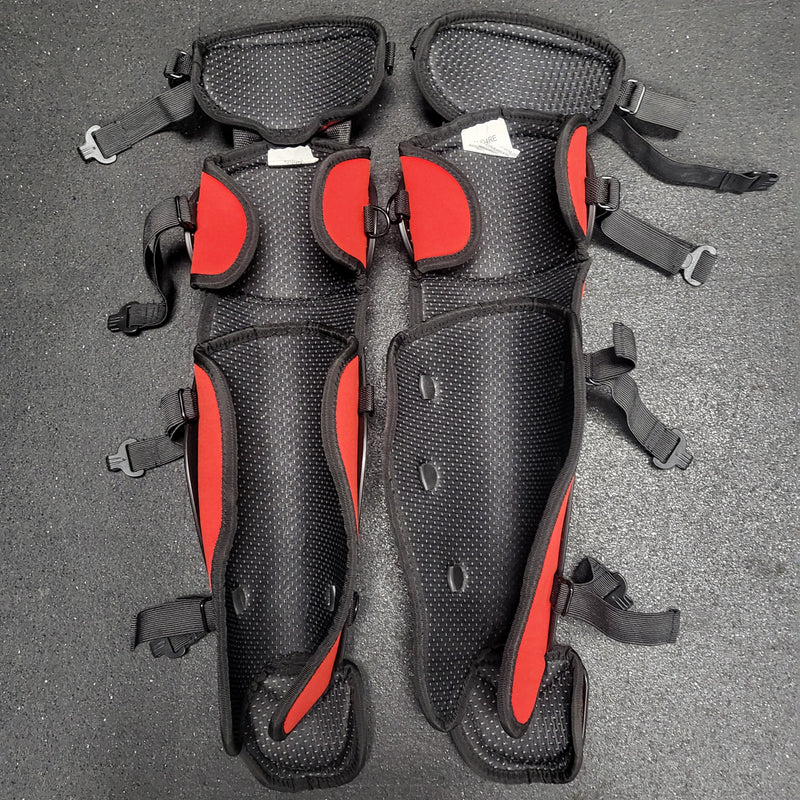 Load image into Gallery viewer, Used Jadekylin BH04RE Catcher's Shin Guards
