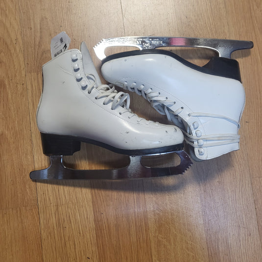 Used J Wilson Figure Skates Size 6