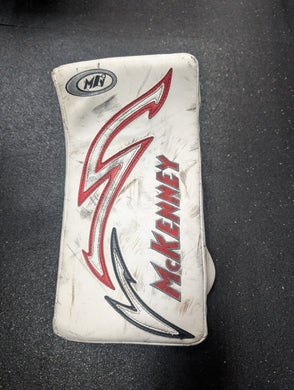 Used McKenney pro spec 870 goalie blocker REG