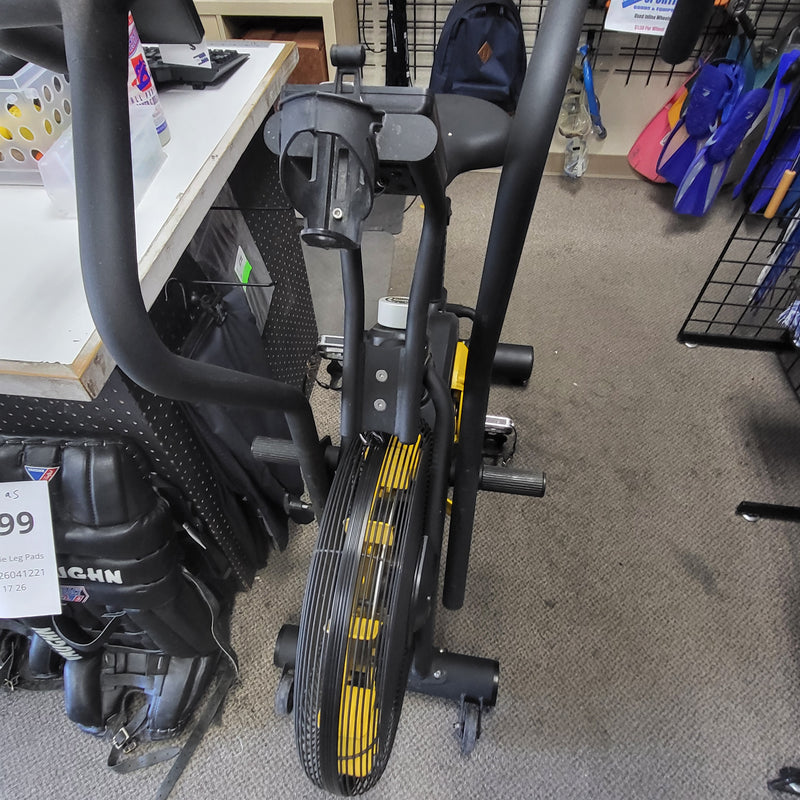 Load image into Gallery viewer, Used Cascade Air Fan Bike
