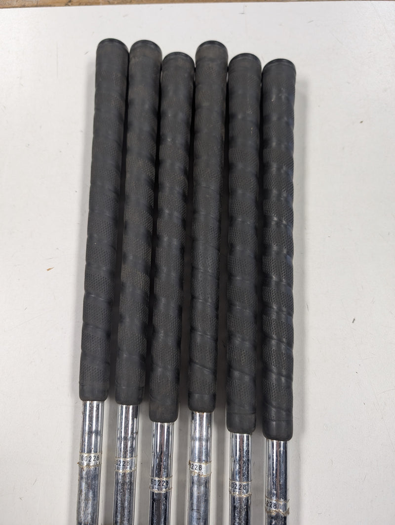 Load image into Gallery viewer, Used Vintage Spalding Executive Professional Golf Club Iron Set
