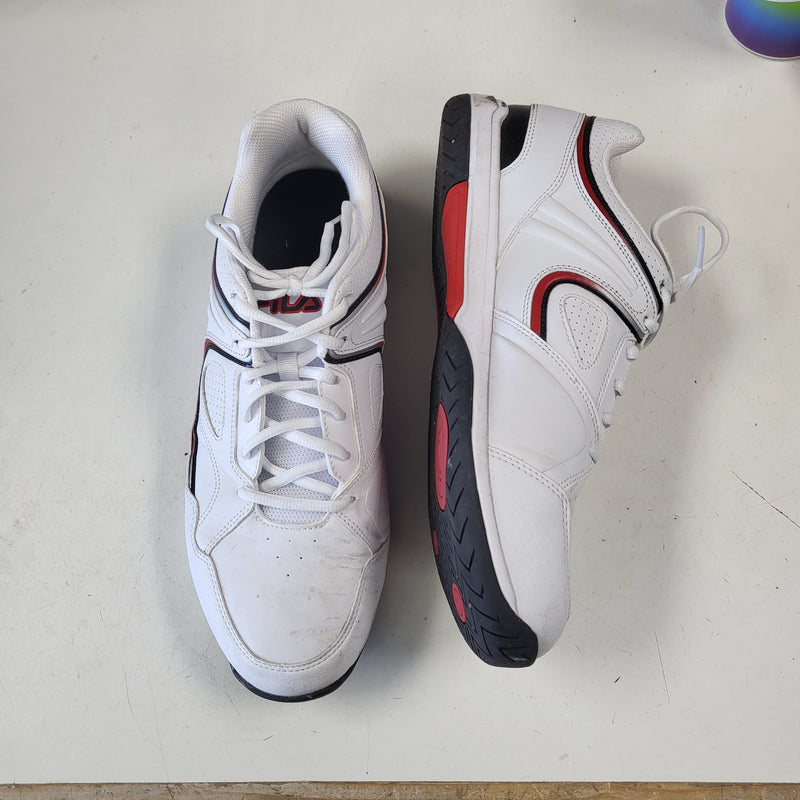 Load image into Gallery viewer, Used Fila Size 13 Shoes
