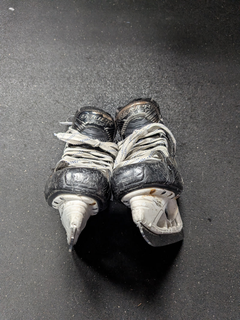 Load image into Gallery viewer, Used Bauer Supreme Mach Size 6.5 Fit 3 Hockey Skates
