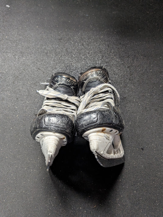 Used Bauer Supreme Mach Size 6.5 Fit 3 Hockey Skates