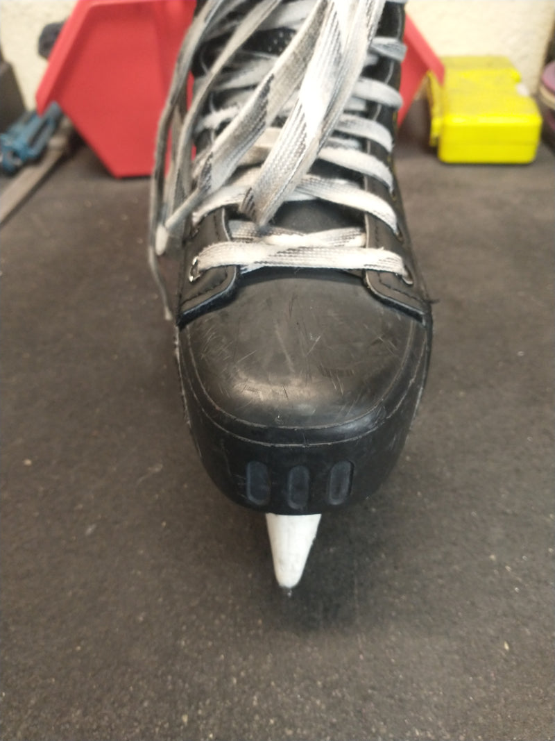 Load image into Gallery viewer, Used Bauer Flex lite 44 Size 2 Hockey Skates
