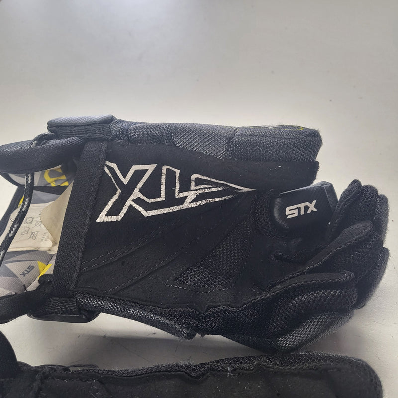 Load image into Gallery viewer, Used STX Stallion Lacrosse Gloves Size Small
