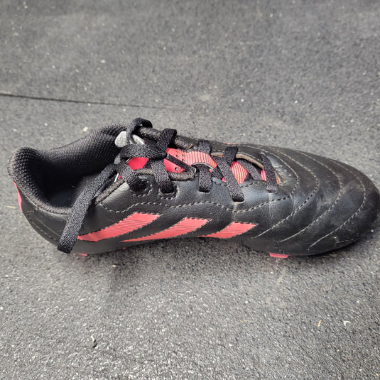 Used Adidas Pink/Black Soccer Cleats Size 1