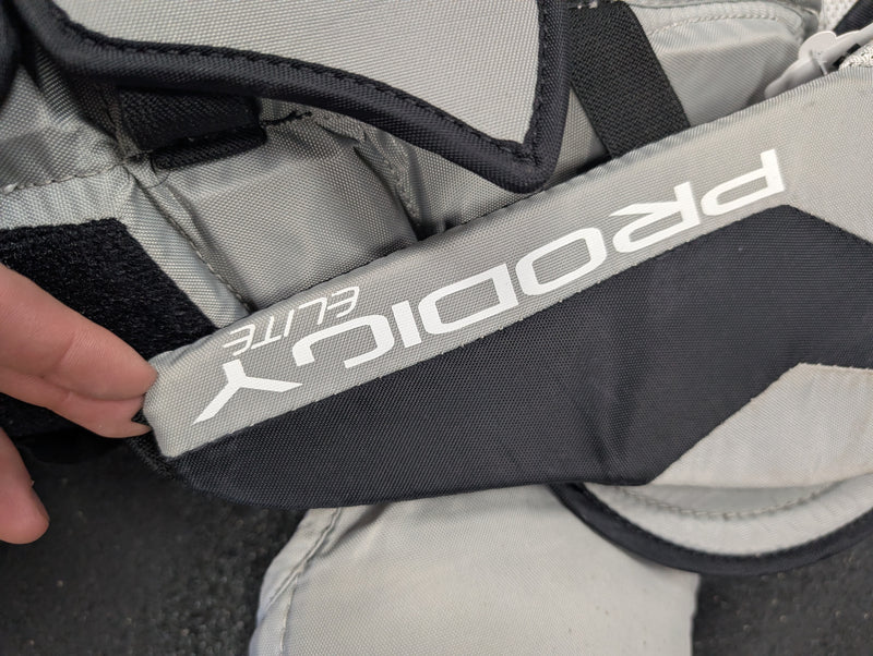 Load image into Gallery viewer, Used Itech Prodigy Junior Medium Hockey Goalie Chest Protector and
