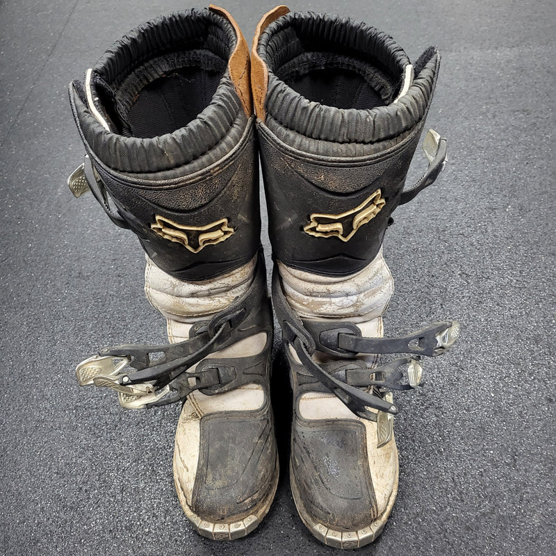 Load image into Gallery viewer, Used FoxRacingInc. Tracker Motocross Boots - Size: Women's 8
