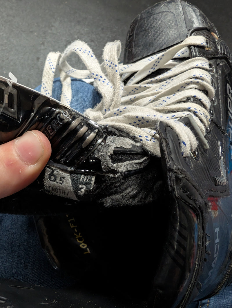 Load image into Gallery viewer, Used Bauer Supreme Mach Size 6.5 Fit 3 Hockey Skates
