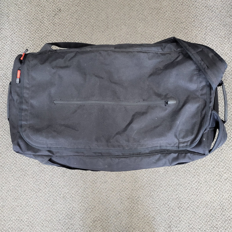 Load image into Gallery viewer, Used Pacific Rink Gear Supply Hockey Bag
