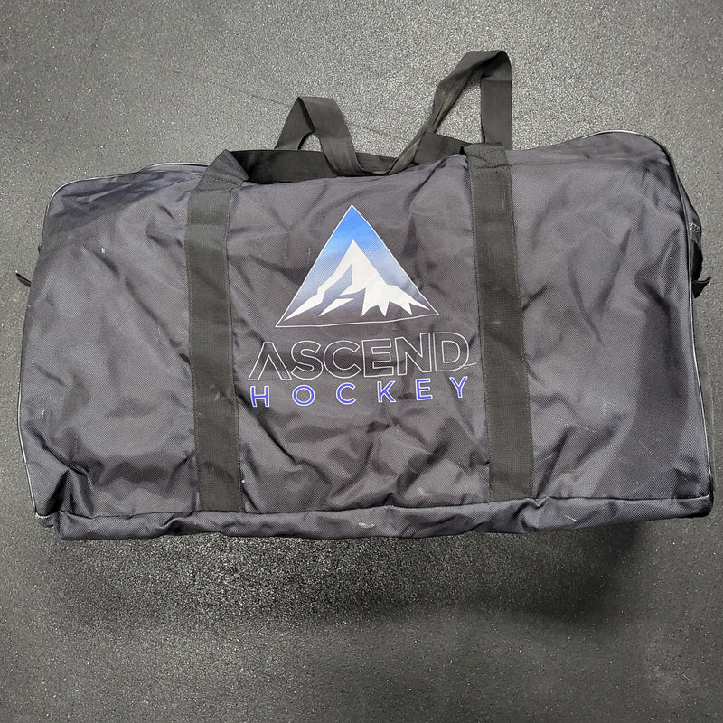 Load image into Gallery viewer, Used Ascend 32" Hockey Gear Bag
