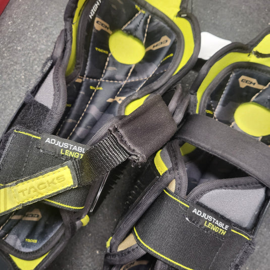 Used CCM Tacks AS580 Hockey Shin Guards 11"