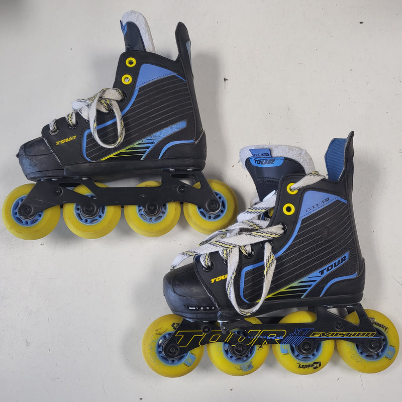 Load image into Gallery viewer, Used Tour Code 9.One Inline Skates - Size: Youth 1-4
