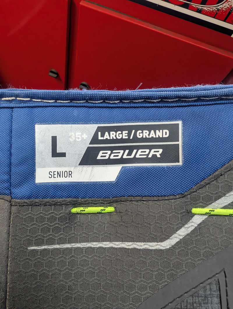 Load image into Gallery viewer, Used Bauer Vapor 3X Senior Large Hockey Goalie Pads
