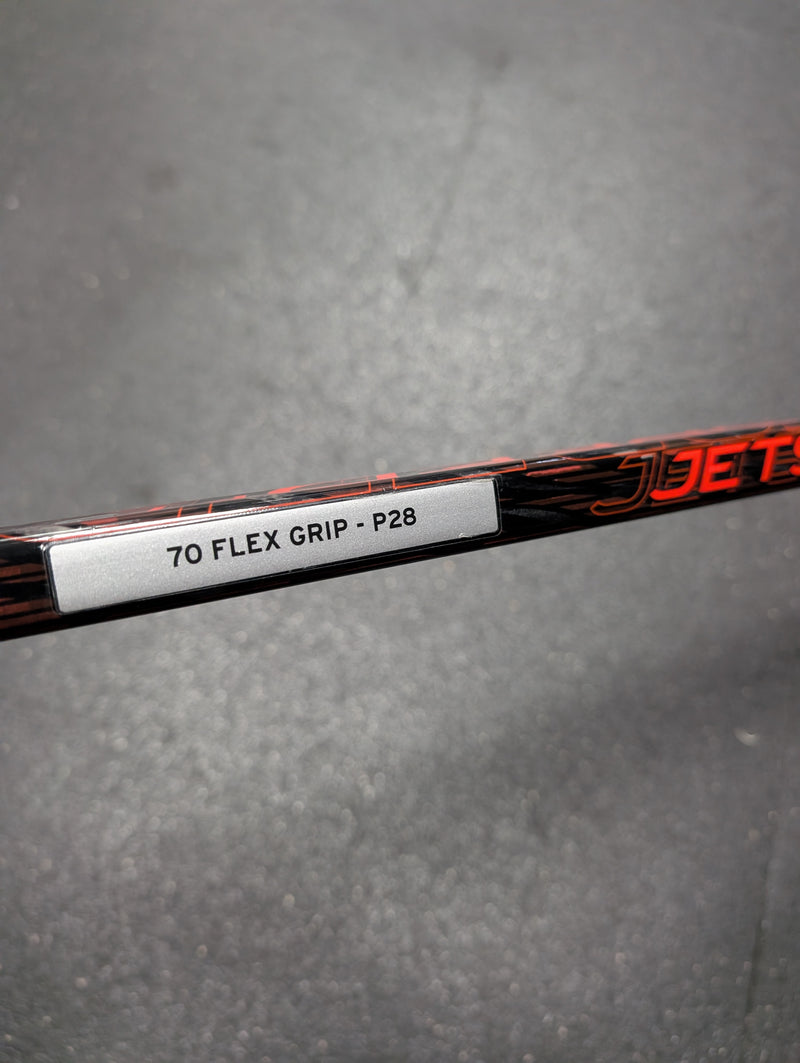 Load image into Gallery viewer, Used CCM Jetspeed FT5 P28 70 Flex RH Hockey Stick
