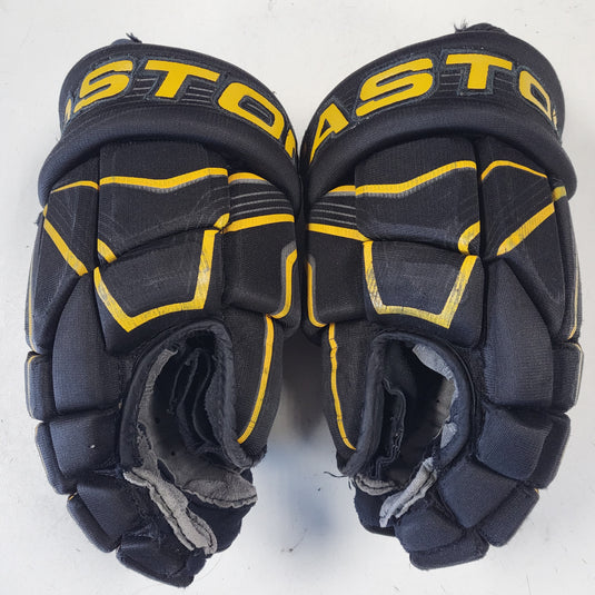 Used Easton S13 Hockey Gloves - Size: 13"