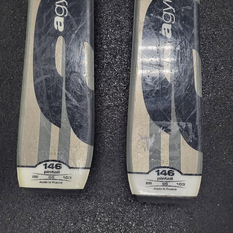 Load image into Gallery viewer, Used Dynastar agyl 6 146cm Pintail Skis

