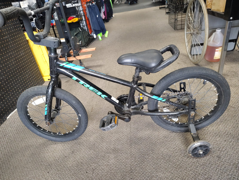 Load image into Gallery viewer, Used Trek Precaliber 16 Kids Bicycle W 16" Wheels And Training Wheels
