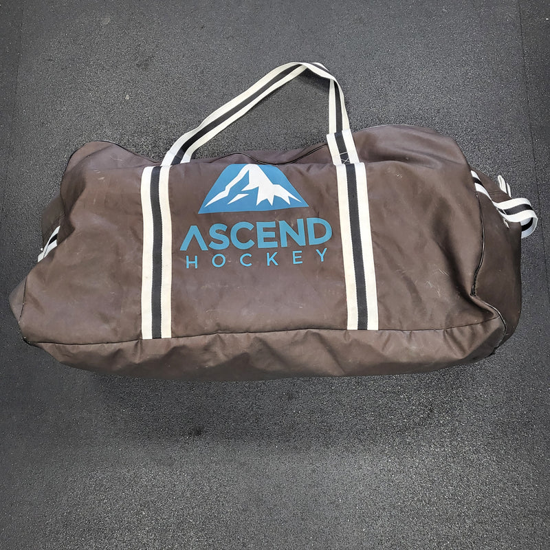 Load image into Gallery viewer, Used Ascend 32" Hockey Gear Bag

