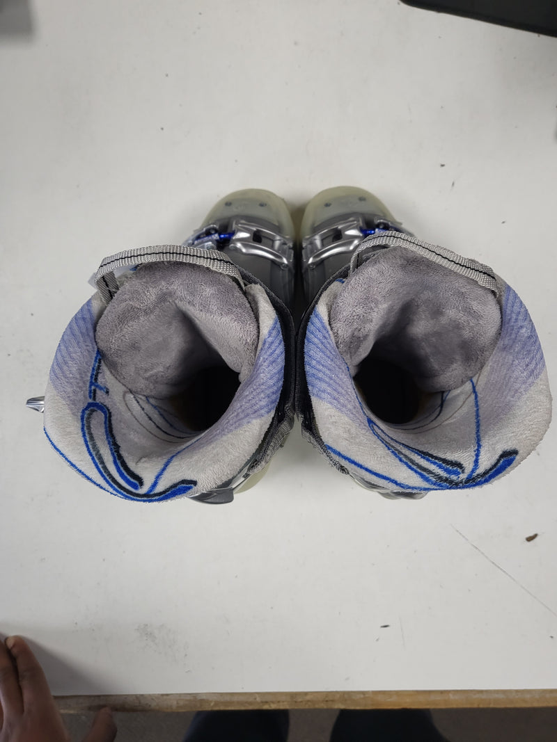 Load image into Gallery viewer, Used Tecnica Vento 2.8 285mm Ski Boots
