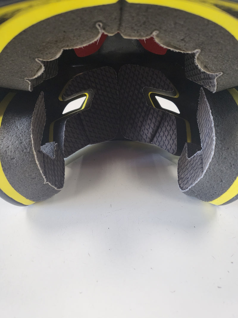 Load image into Gallery viewer, Used Under Armour UABH2-100 Batting Helmet
