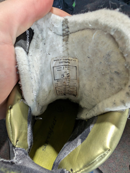 Used CCM Tacks AS-590 Size 5.5 Regular Width Intermediate Hockey Skates